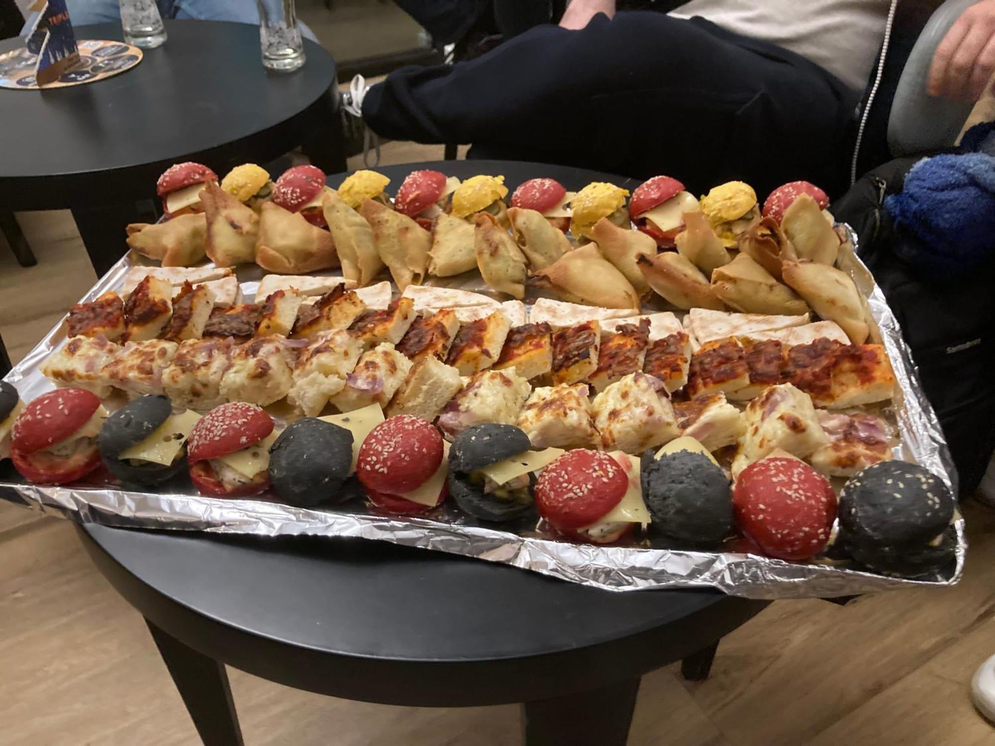 מלון Bertoua Bh Apero Club מראה חיצוני תמונה